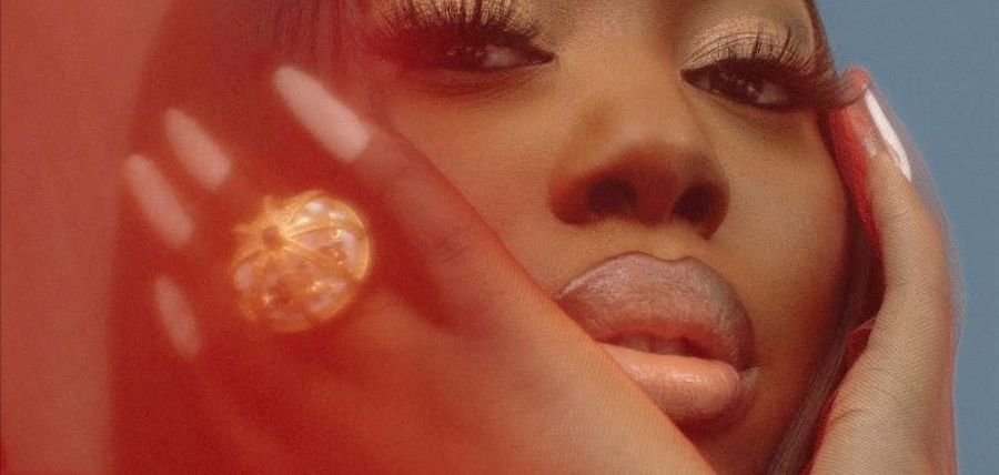 Ms Banks - Novikov