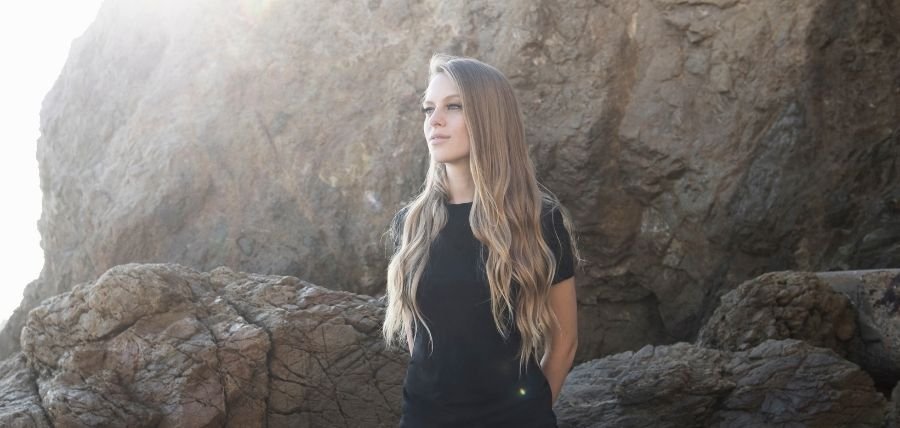 Nora En Pure