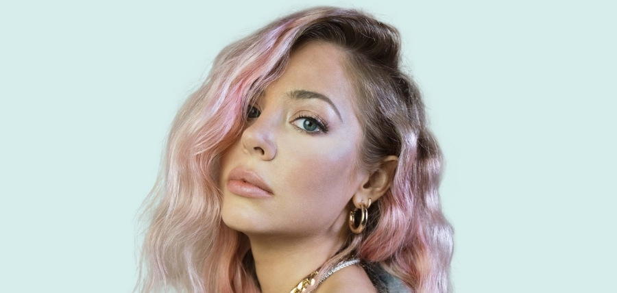 MacKenzie Porter
