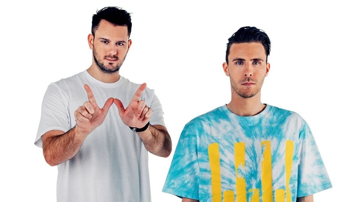 W&W Axmo