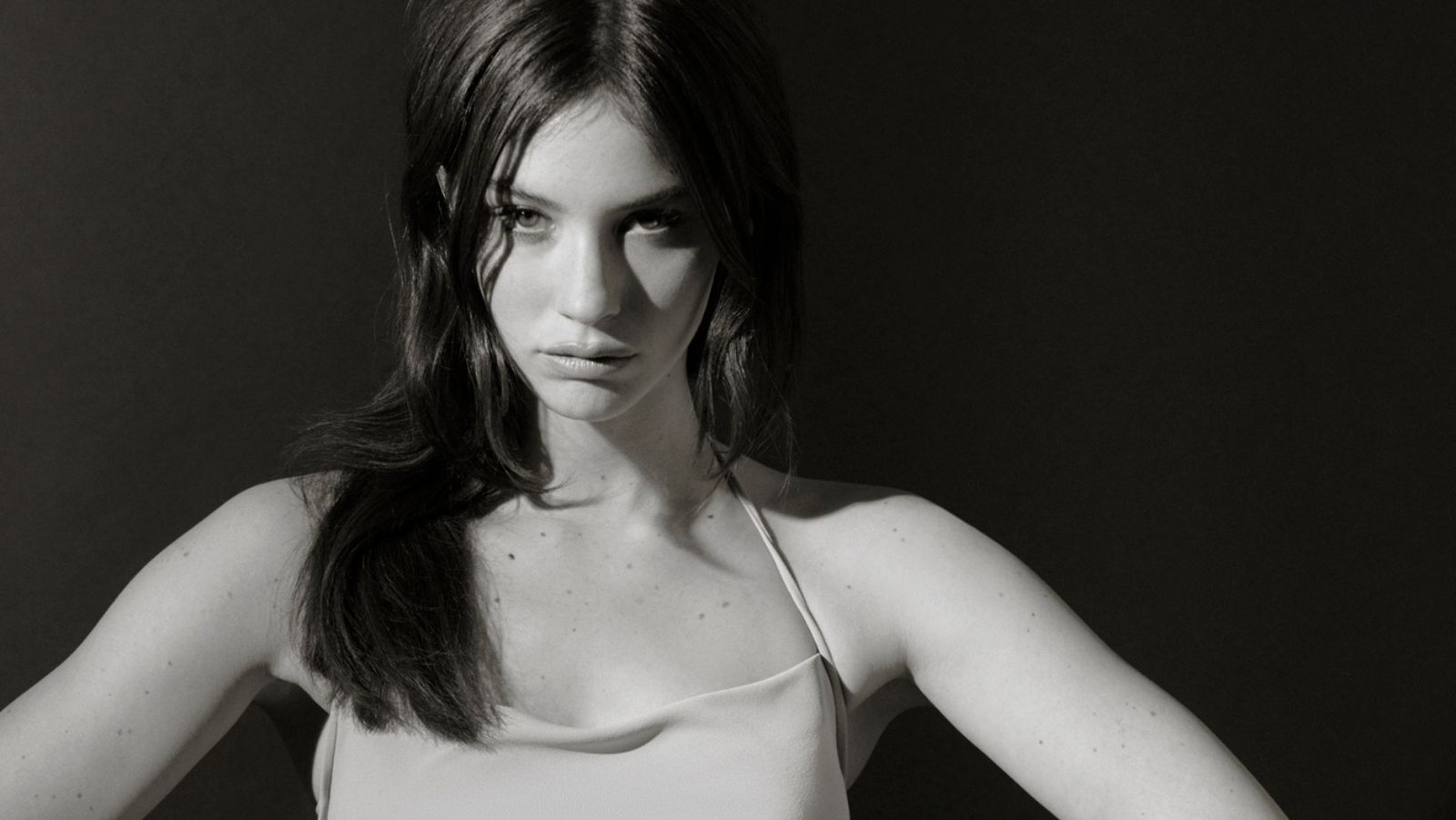 GRACIE ABRAMS