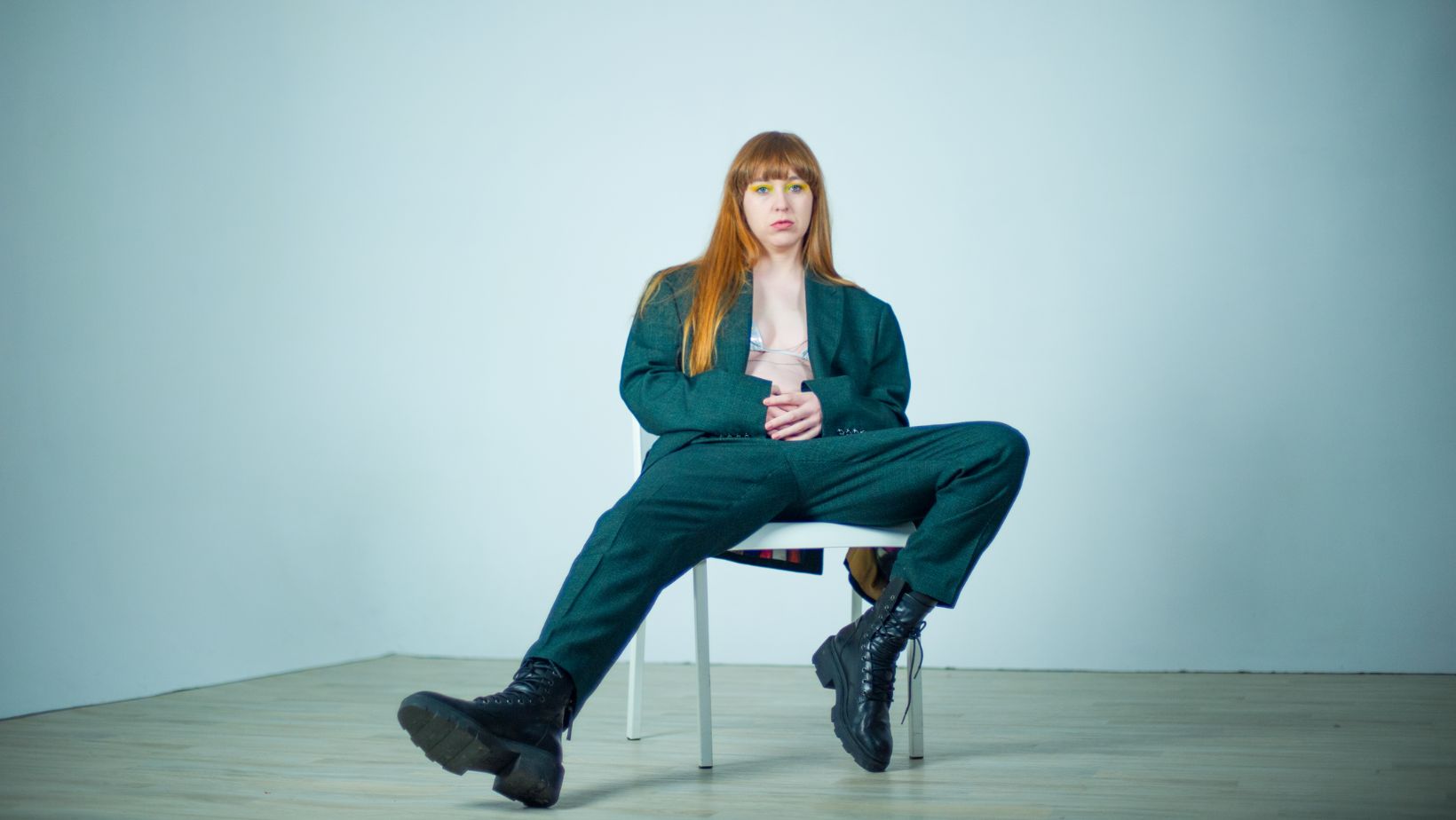 Ria Rua Releases New Alt-Rock Anthem “I Love That For You”