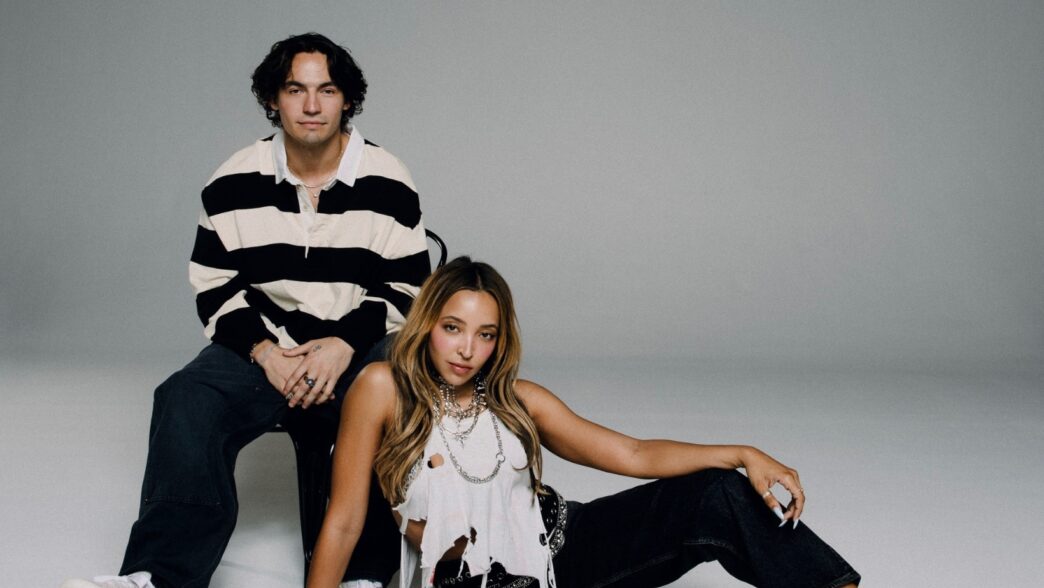 Tinashe & Disco Lines