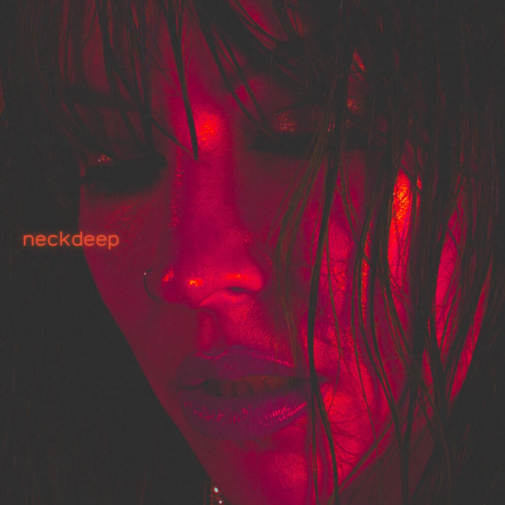 Charlotte Sands - neckdeep